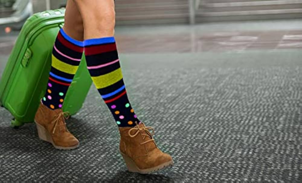 6 Pairs Pack Graduated Colorful Travel Athletic Cotton Compression Knee High Socks (6 Pairs Assorted, Small/Medium)